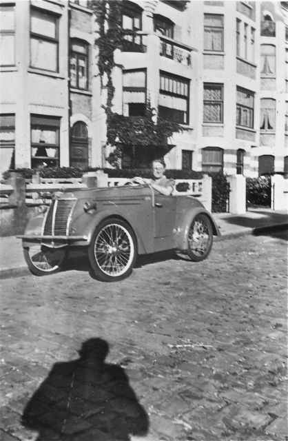 35.000 bonnetjes had ze er voor moeten sparen. Daar waren er 15 bij van de buren dus die mochten af en toe eens meerijden.